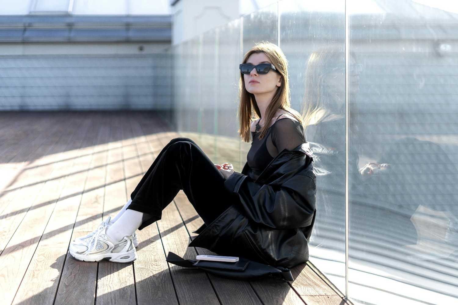 90s Minimalism 2.0: Why the ‘Carolyn Bessette’ Look is the Only Trend That Matters This Week