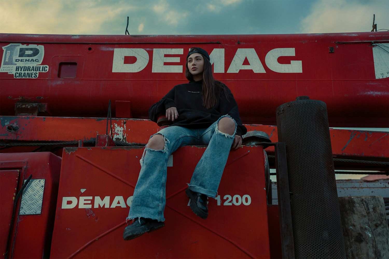 Sustainable Denim: 3 Brands Redefining US & UK High Streets