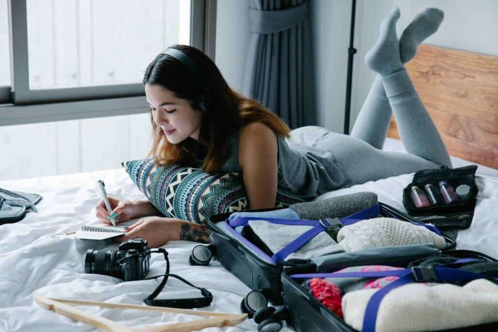 Capsule Wardrobe: 10 Essentials for Year-Round Travel in 2026
